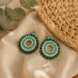 Preview: Ohrringe Leyla – Boho Ohrhänger in Mintgrün mit goldenen Details