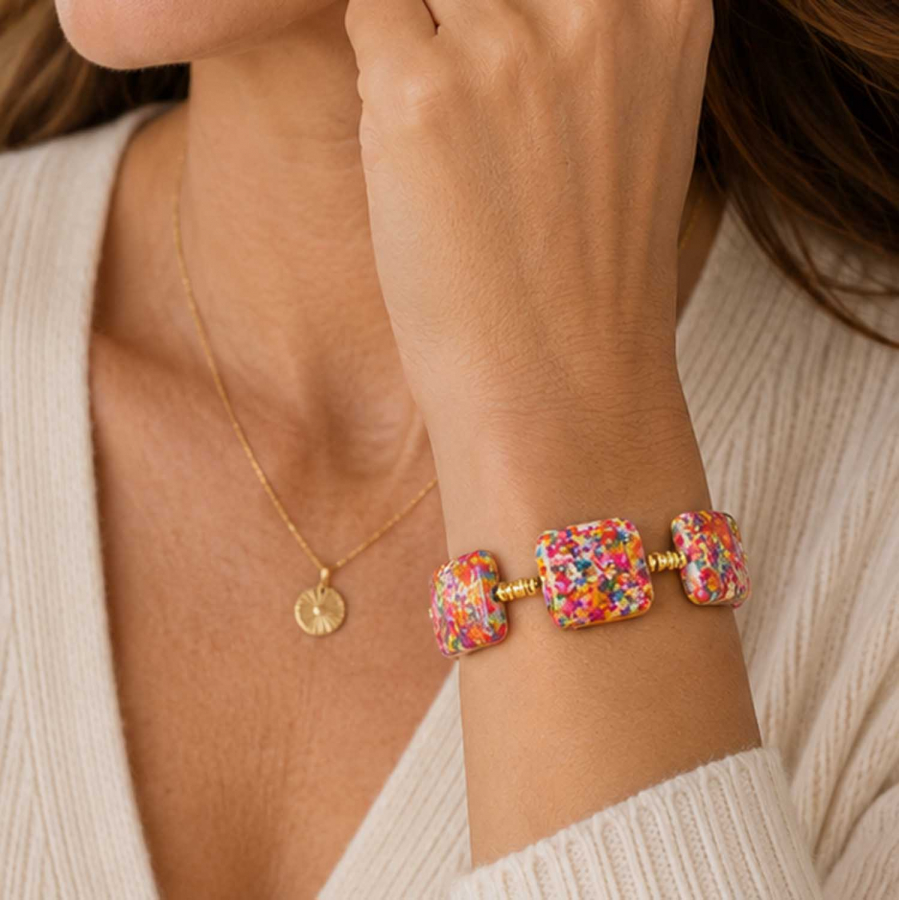 Preview: Armband California – Bunte Keramikperlen mit vergoldeten Hämatitperlen