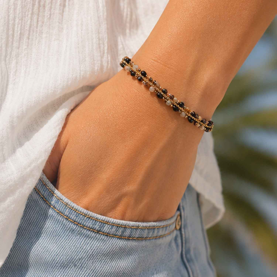 Preview: Armband Mayari – Edelstahl mit facettierten Glasperlen in Schwarz und Gold