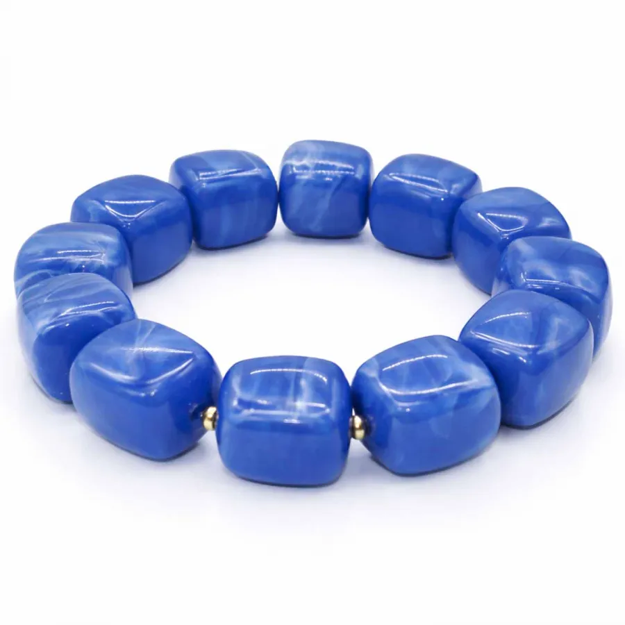Armband Mora Blau – Elastisches Armband mit glänzenden Würfelperlen