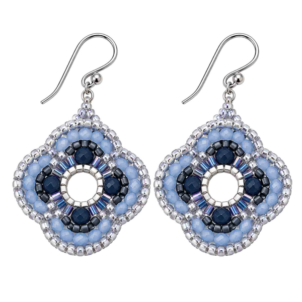 Boho Ohrhänger Sarinee – Hellblau-Dunkelblau mit Edelstahl