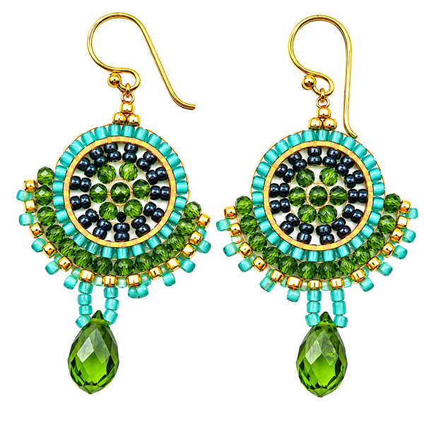Ohrhänger Sirinda Grün – Handmade Boho Ohrringe mit Glasperlen und Edelstahl