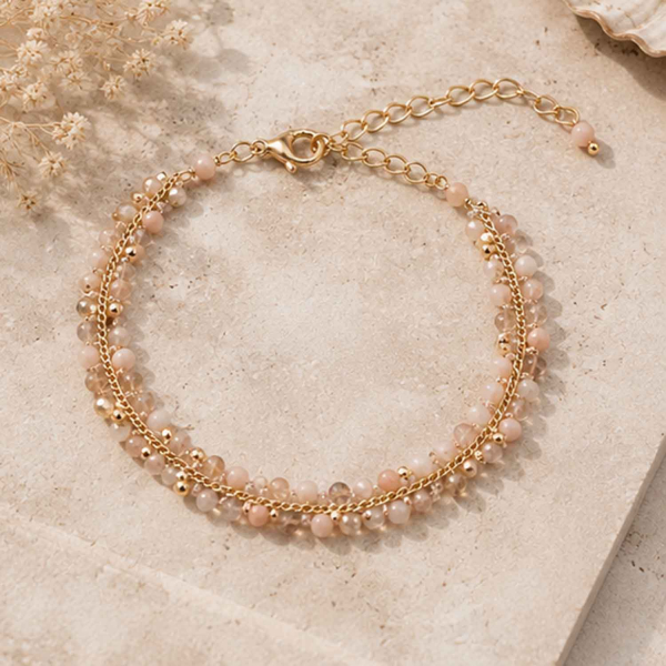 Armband Mayari – Edelstahl mit roséfarbenen Glasperlen